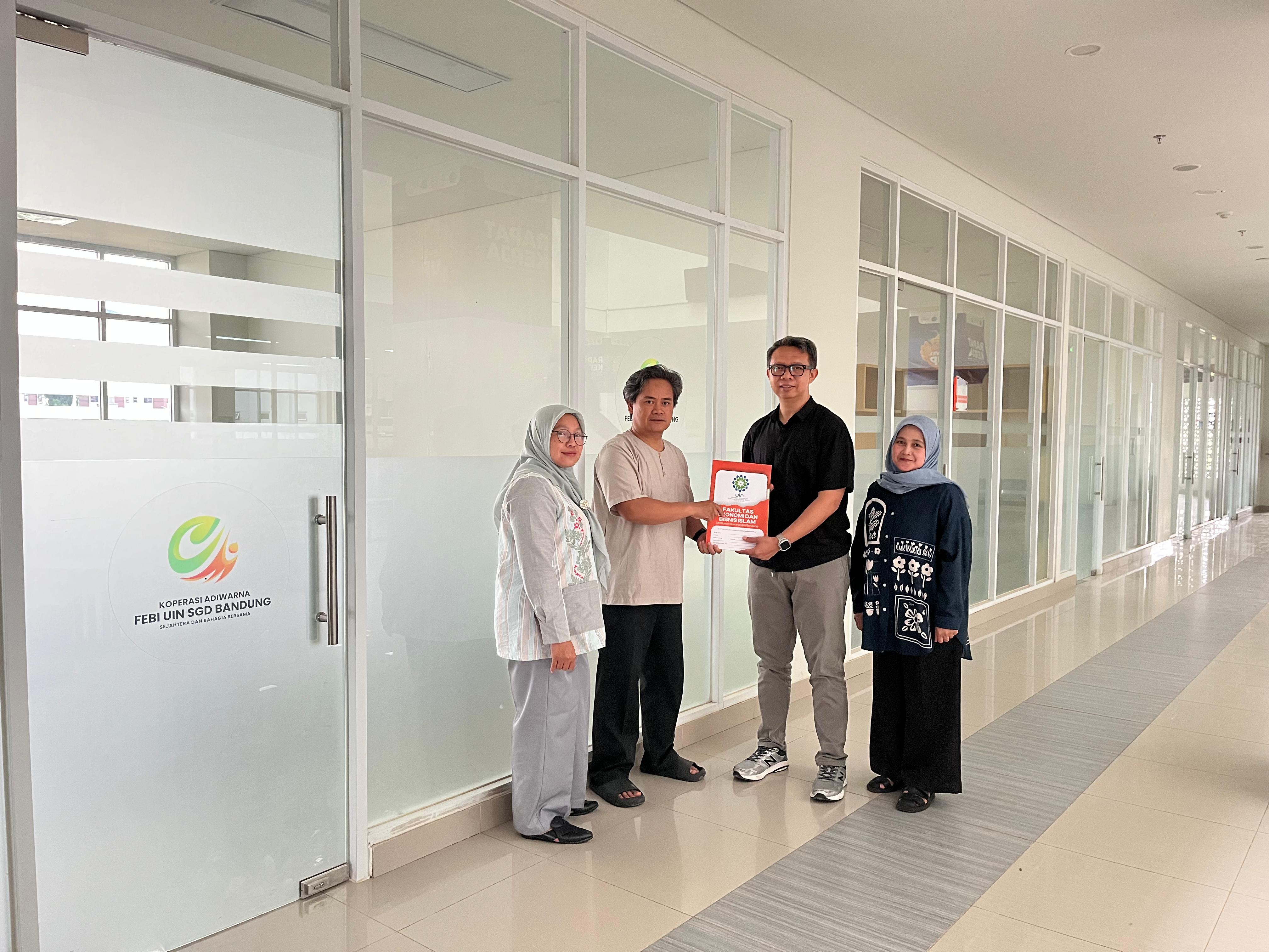 Legalitas dengan Penandatanganan dan Penyerahan Akta Notaris